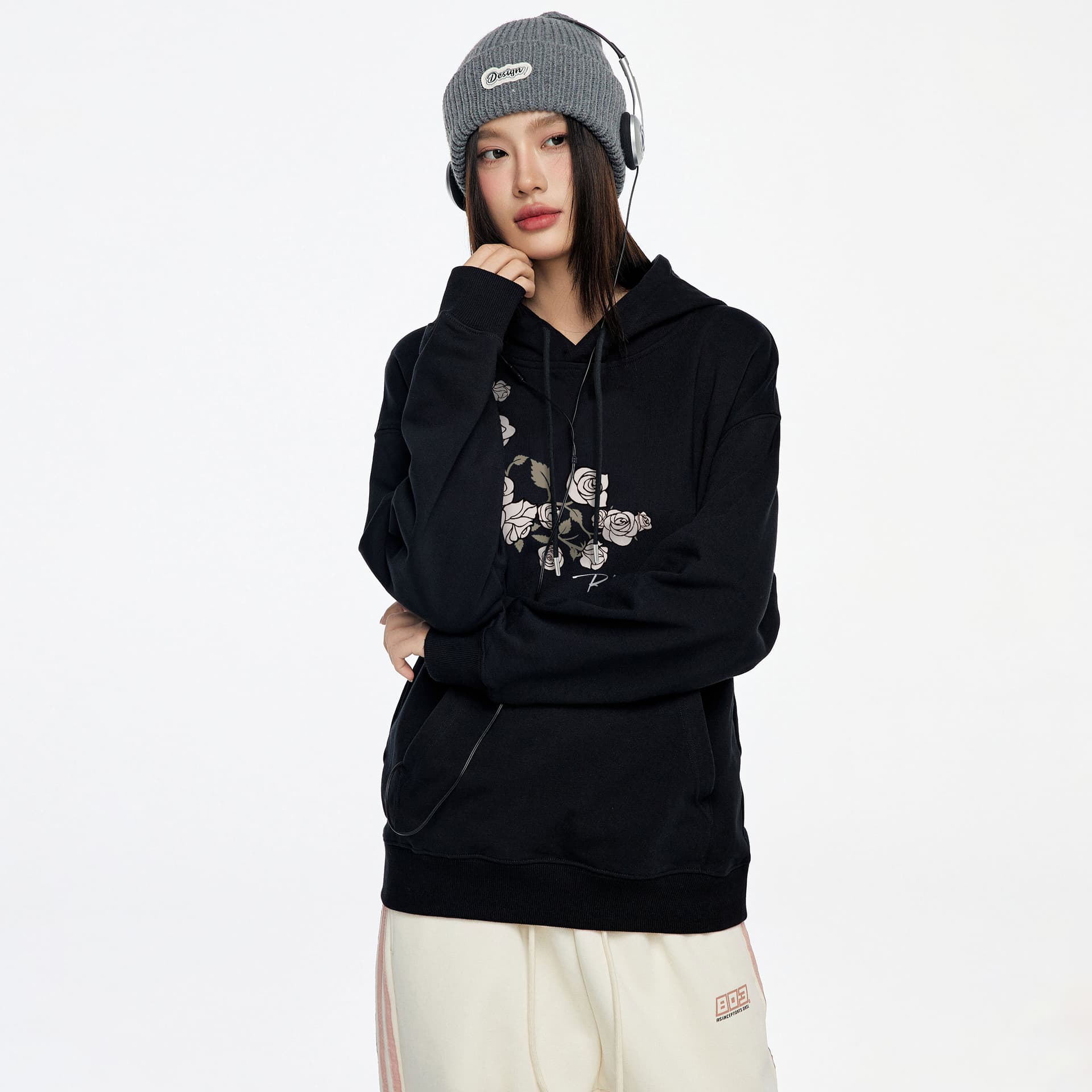 Худи ROBINHOOD Vintage Floral Logo Hoodie - изображение 4