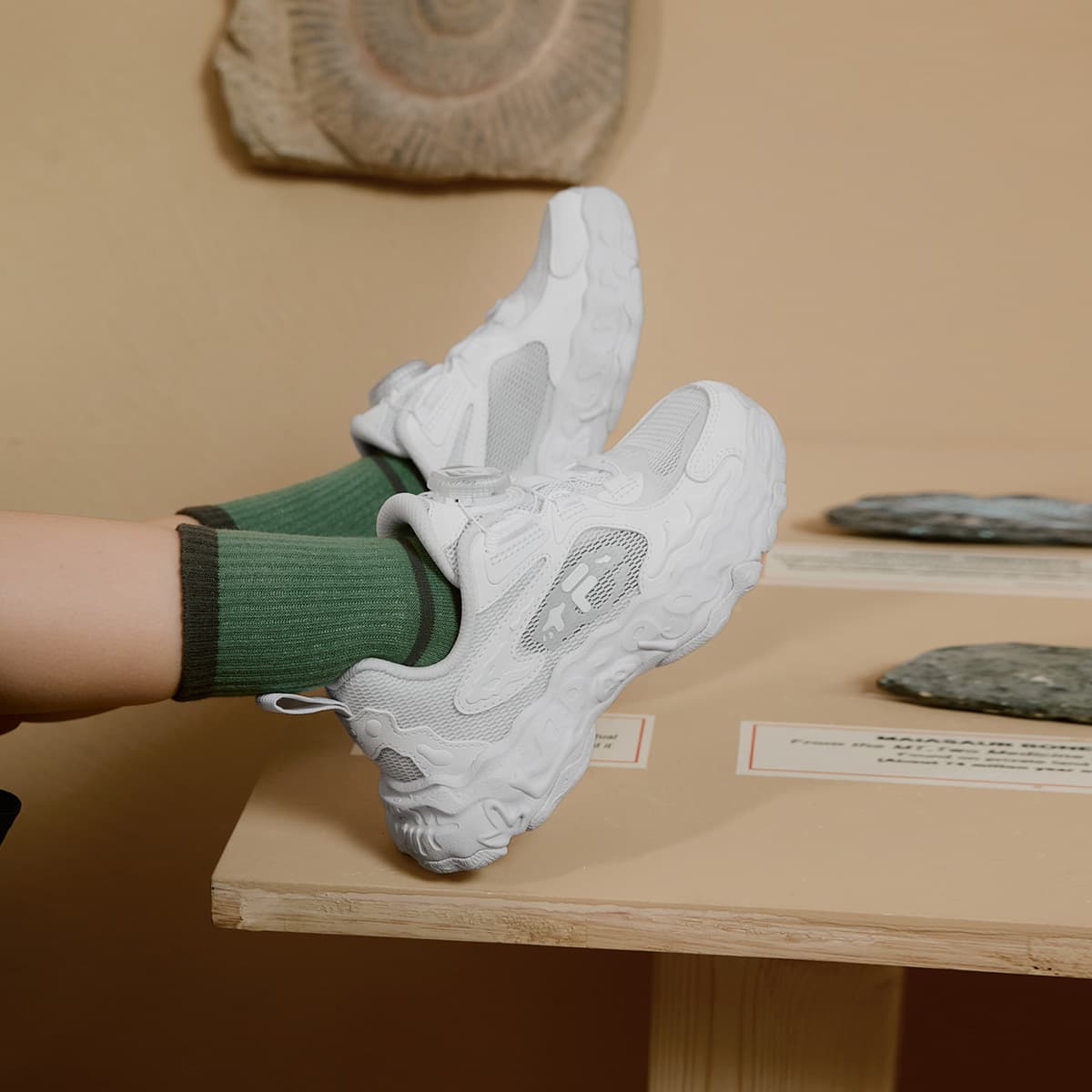 Кроссовки FILA KIDS Амортизация и Легкость Низкий Топ Детская Беговая Обувь FILA Белая Детская Возраст 3-7 Лет - изображение 6