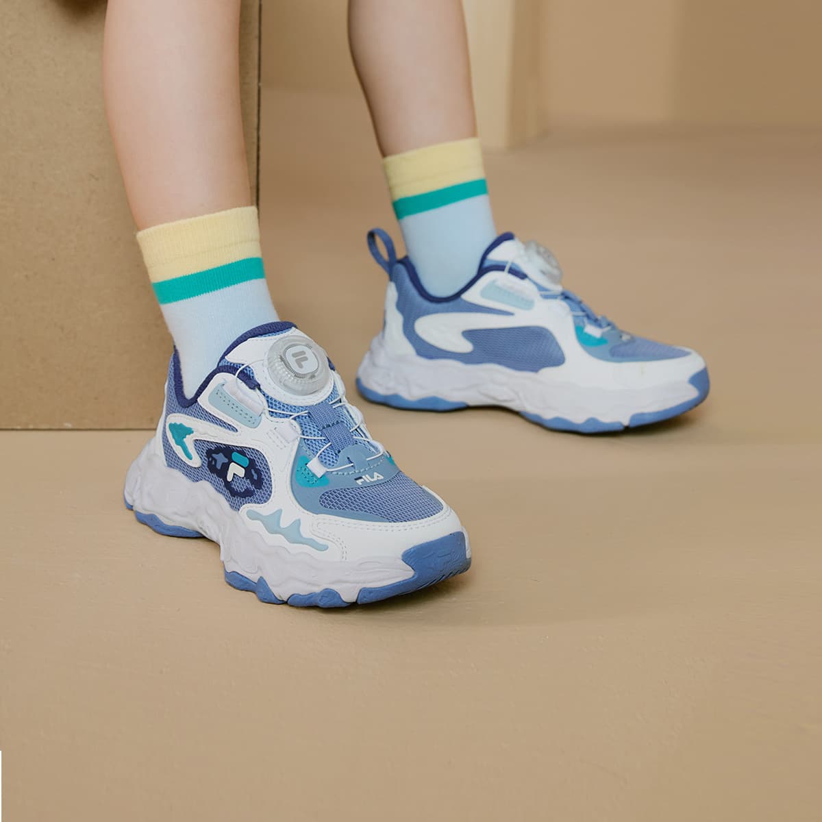 Кроссовки FILA KIDS Окаменелость Обувь Амортизация и Легкость Низкий Верх Детская Беговая Обувь Туманный Синий FILA Белый - изображение 7