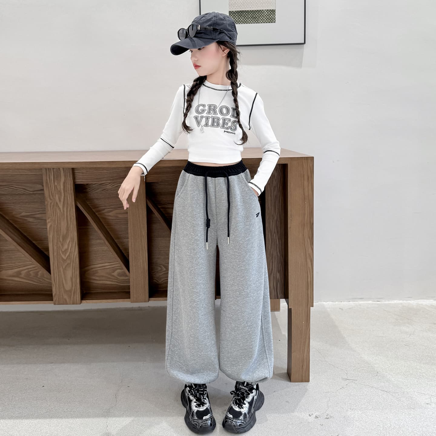 ATONGMU T-рубашка + Светло-серые штаны Kids Повседневный Спортивный костюм Комплекты - изображение 2