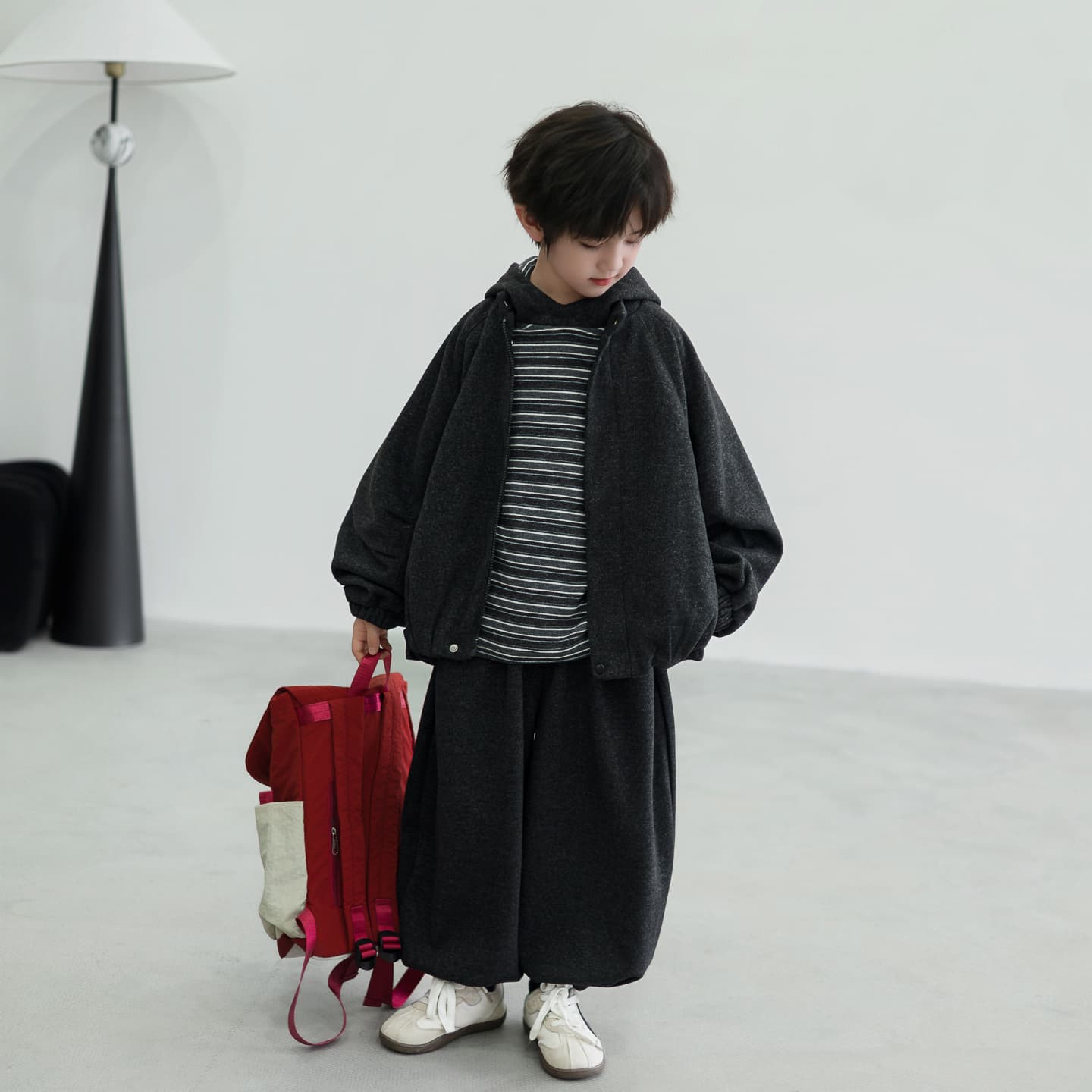 ATONGMU Black Gray Color Kids Повседневные спортивные костюмы Наборы - изображение 4