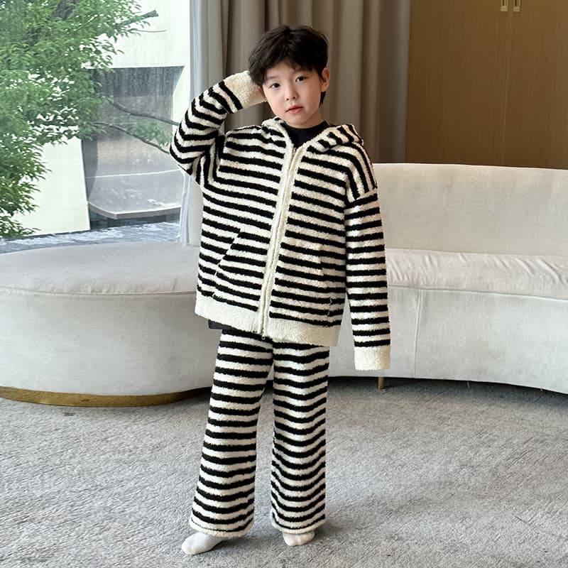 ATONGMU Черно-белые полосы Kids Повседневные спортивные костюмы Наборы - изображение 5
