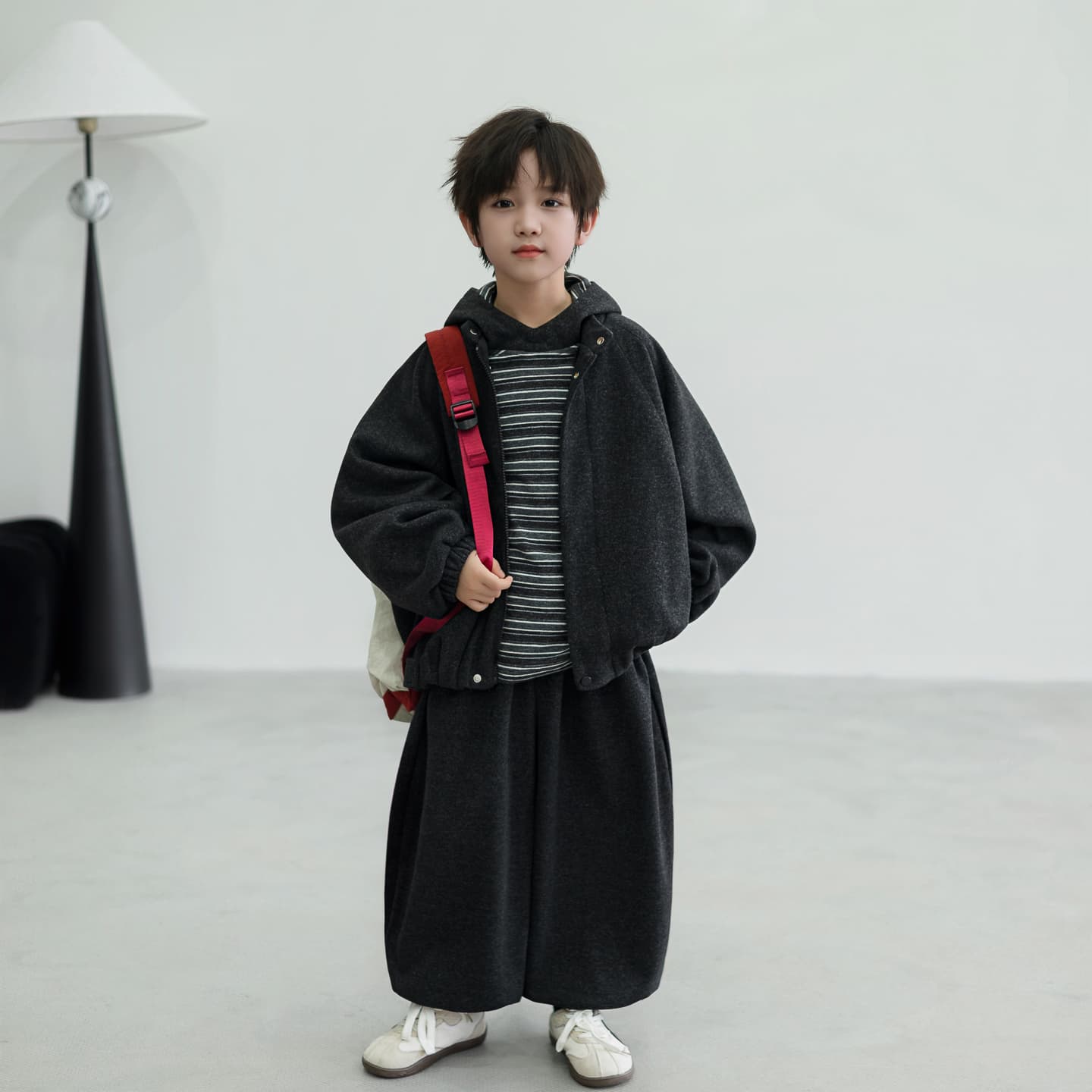 ATONGMU Black Gray Color Kids Повседневные спортивные костюмы Наборы - изображение 3