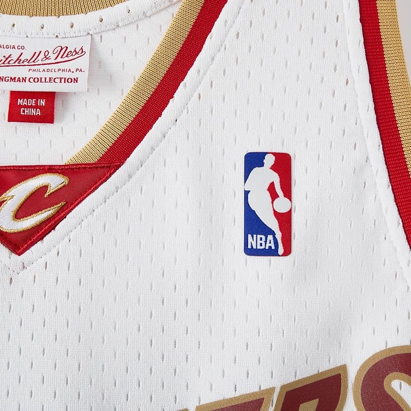 Баскетбольная майка Mitchell Ness NBA SW 03-04 23 - изображение 4
