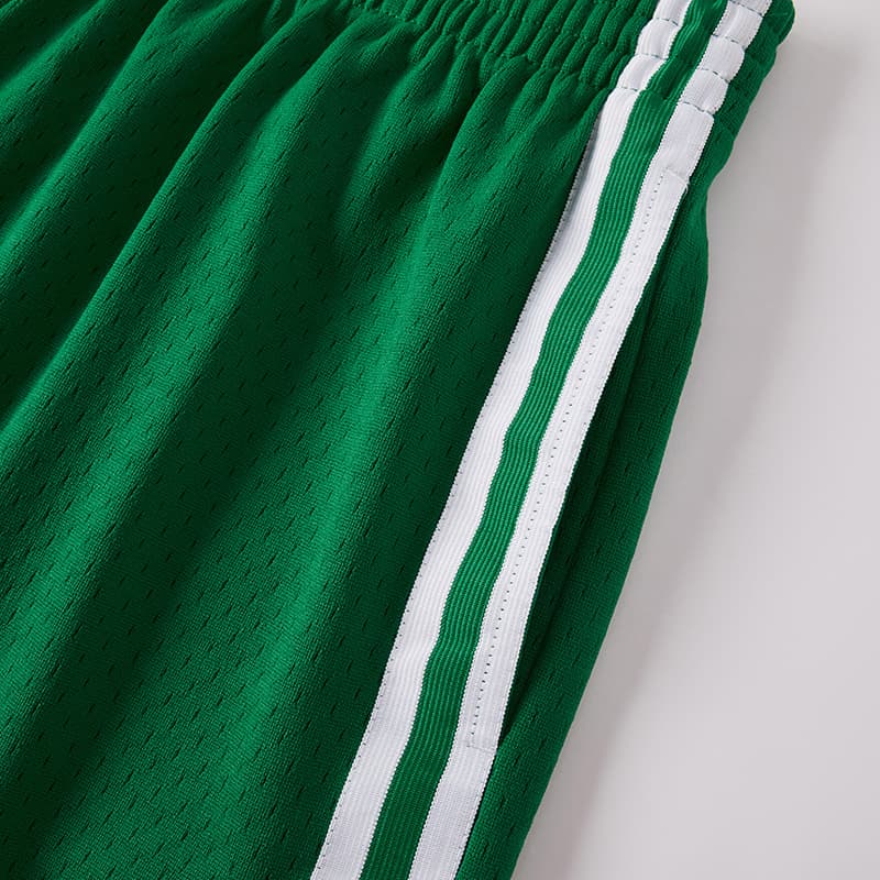 Баскетбольные шорты Mitchell & Ness Swingman Boston Celtics Retro Basketball Shorts Green - изображение 4