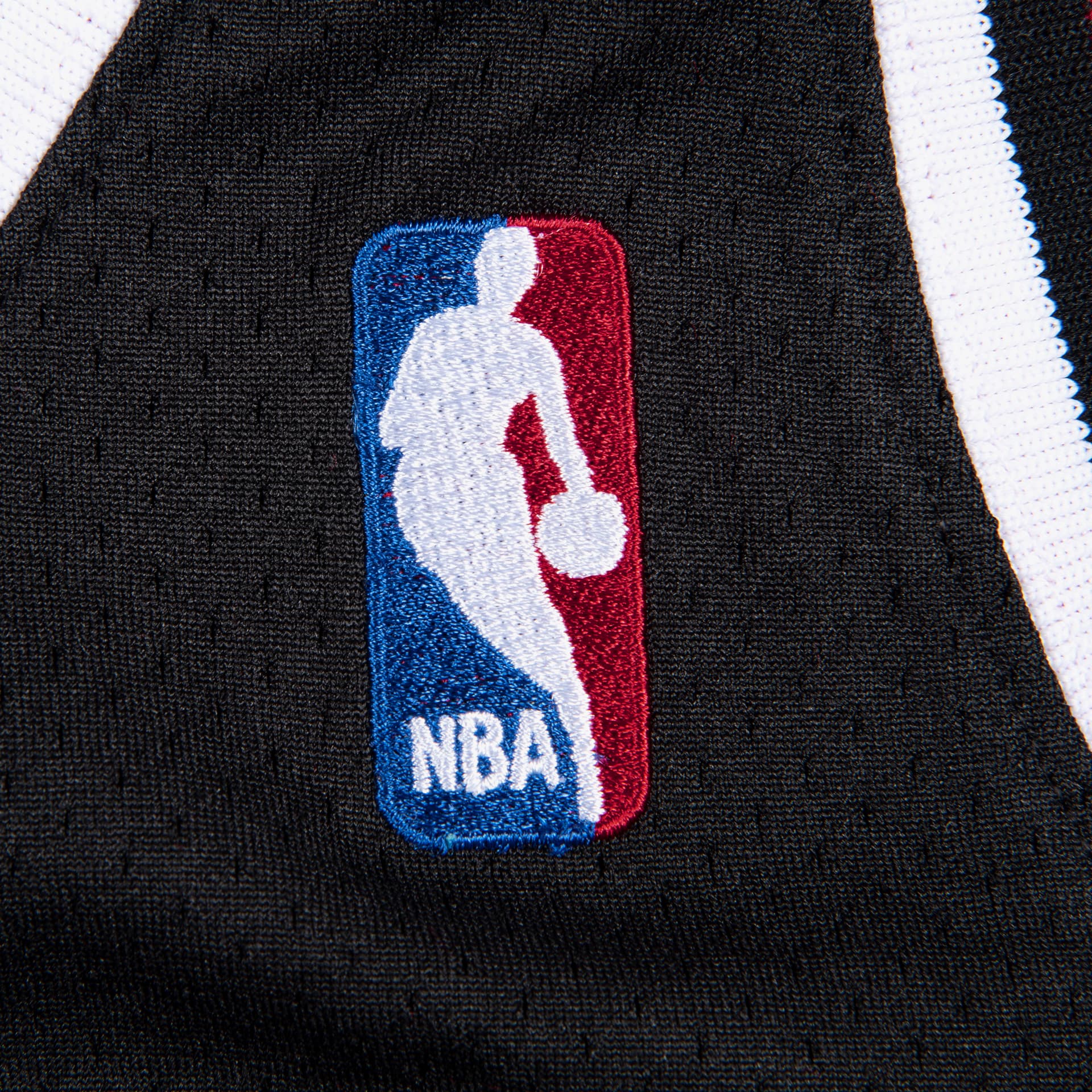 Баскетбольная майка Mitchell & Ness NBA Bulls Jersey 23 Jordan - изображение 4