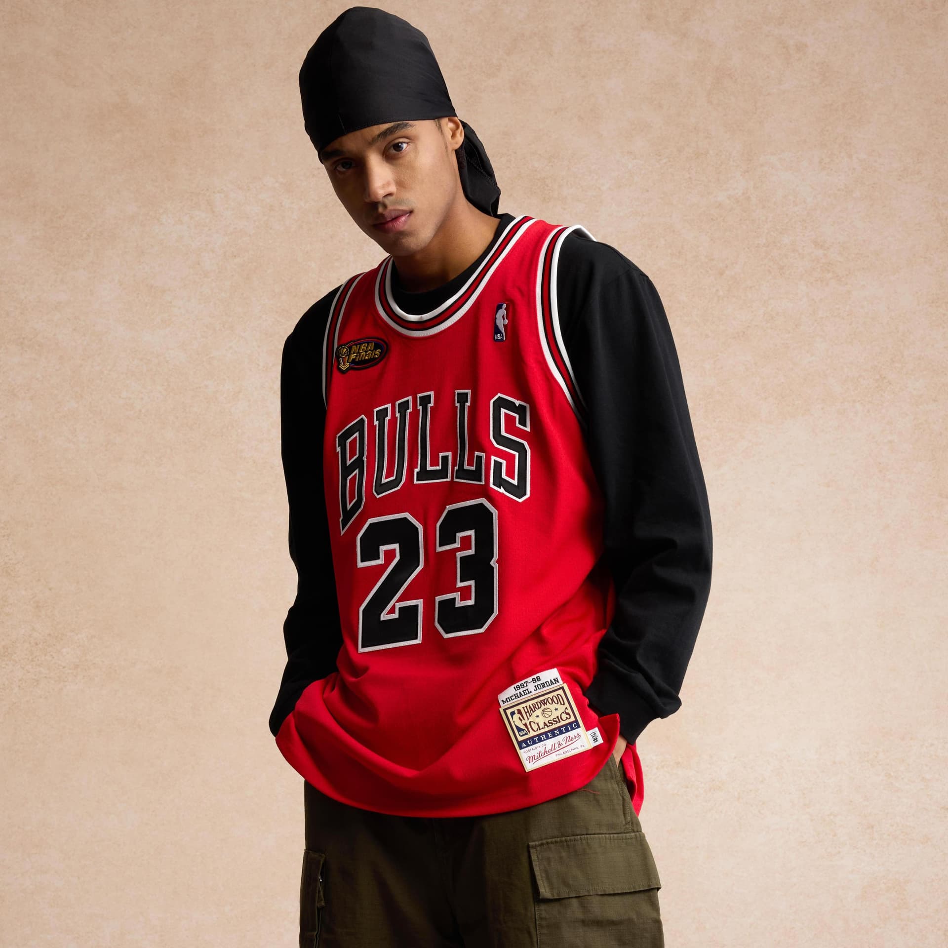 Баскетбольная майка Mitchell Ness Authentic NBA AU 97-98 23 - изображение 5