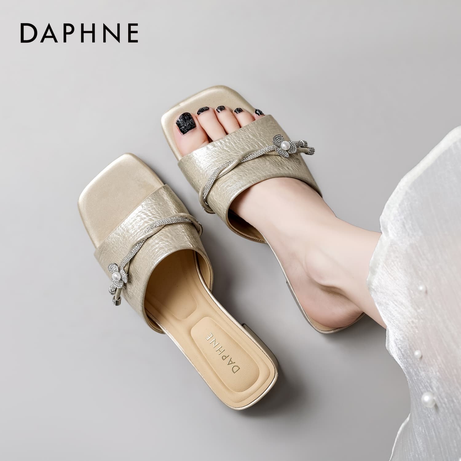 Сандалии Daphne Шлепанцы Женские - изображение 6