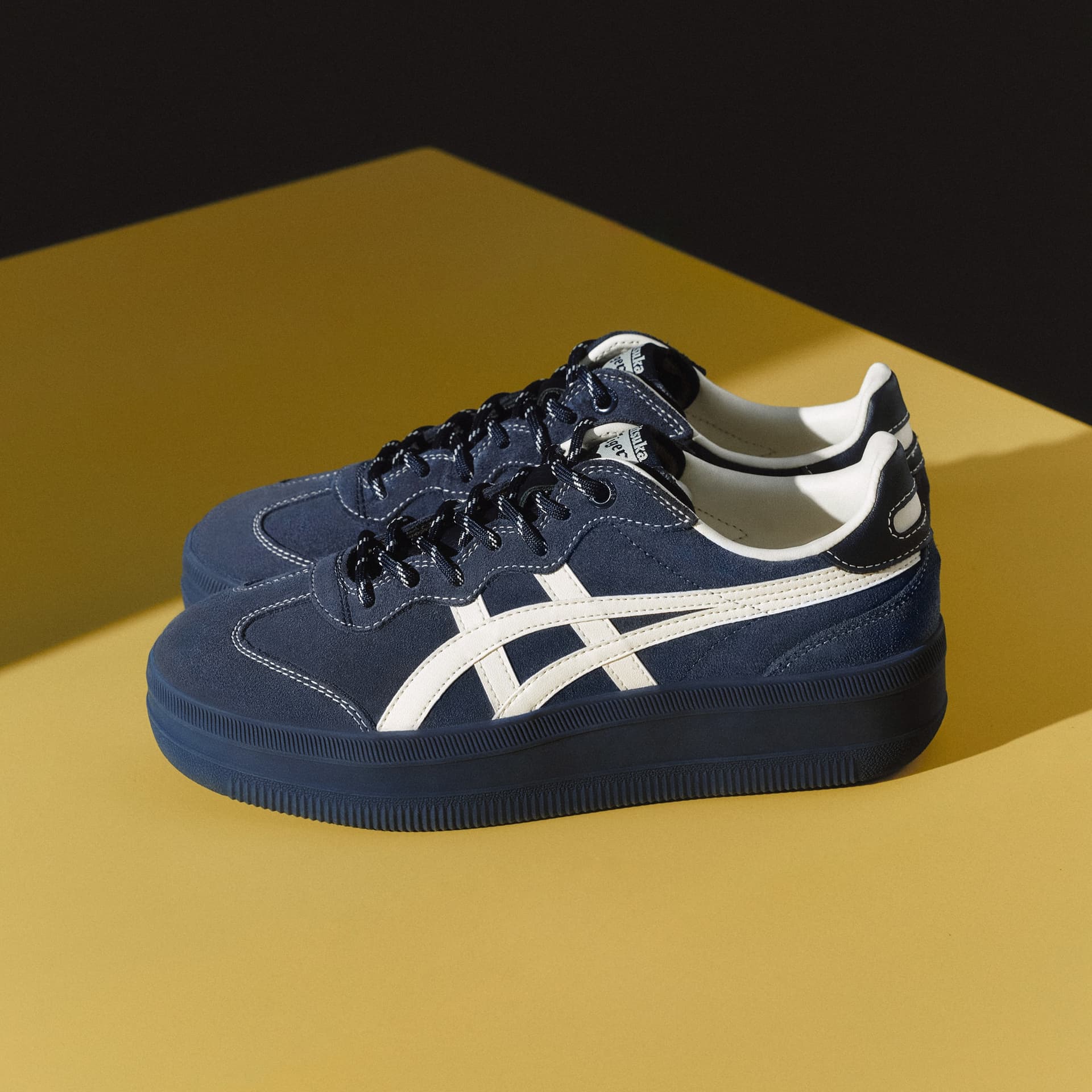 Кроссовки Onitsuka Tiger Tokuten CHUNK - изображение 9