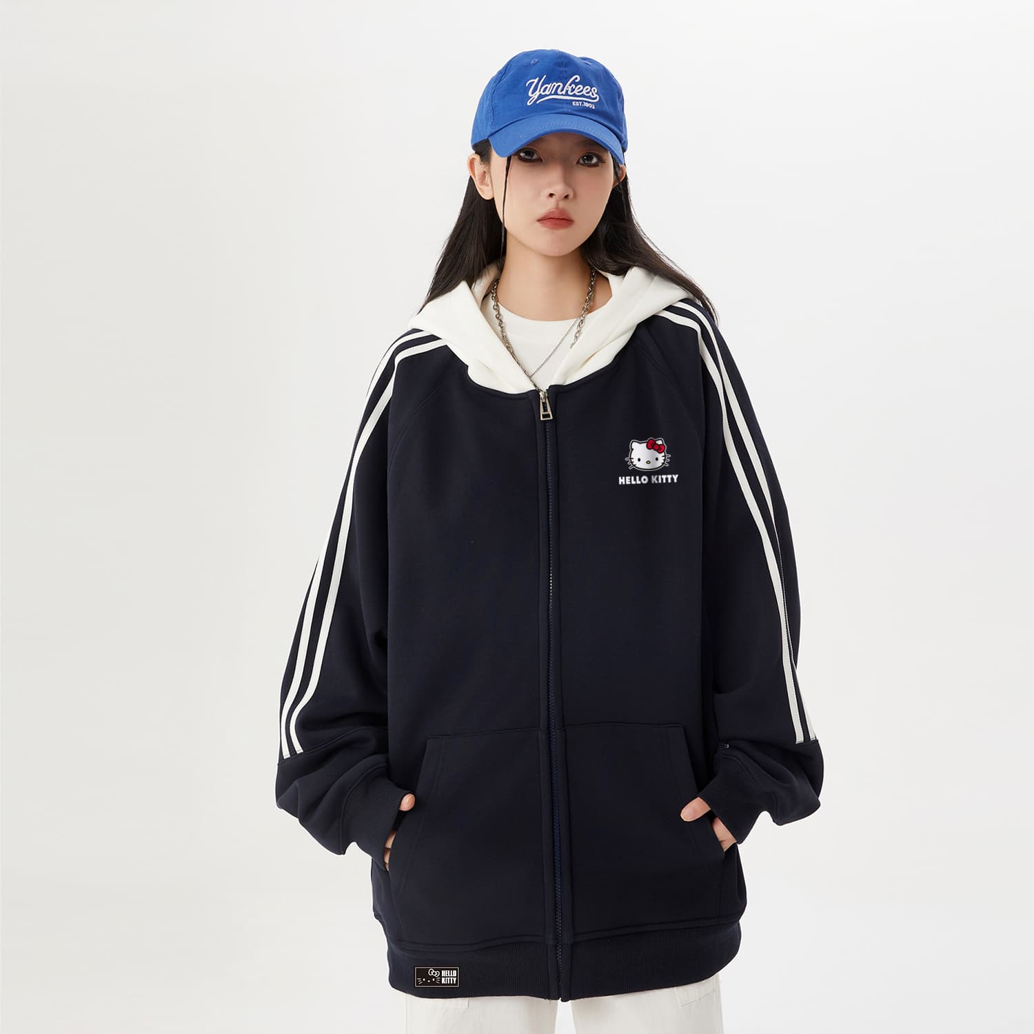 Худи Sanrio x Hello Kitty SS25 Толстовка Унисекс - изображение 3