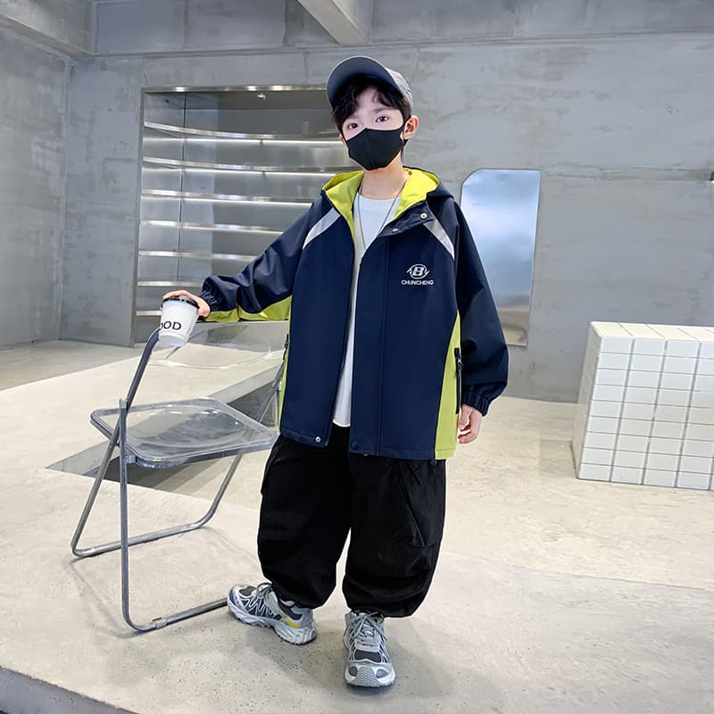 PIERRE CARDIN Kids Ветровки - изображение 5