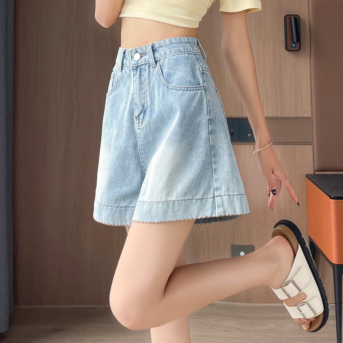 JEANSWEST Женские джинсовые шорты - изображение 2