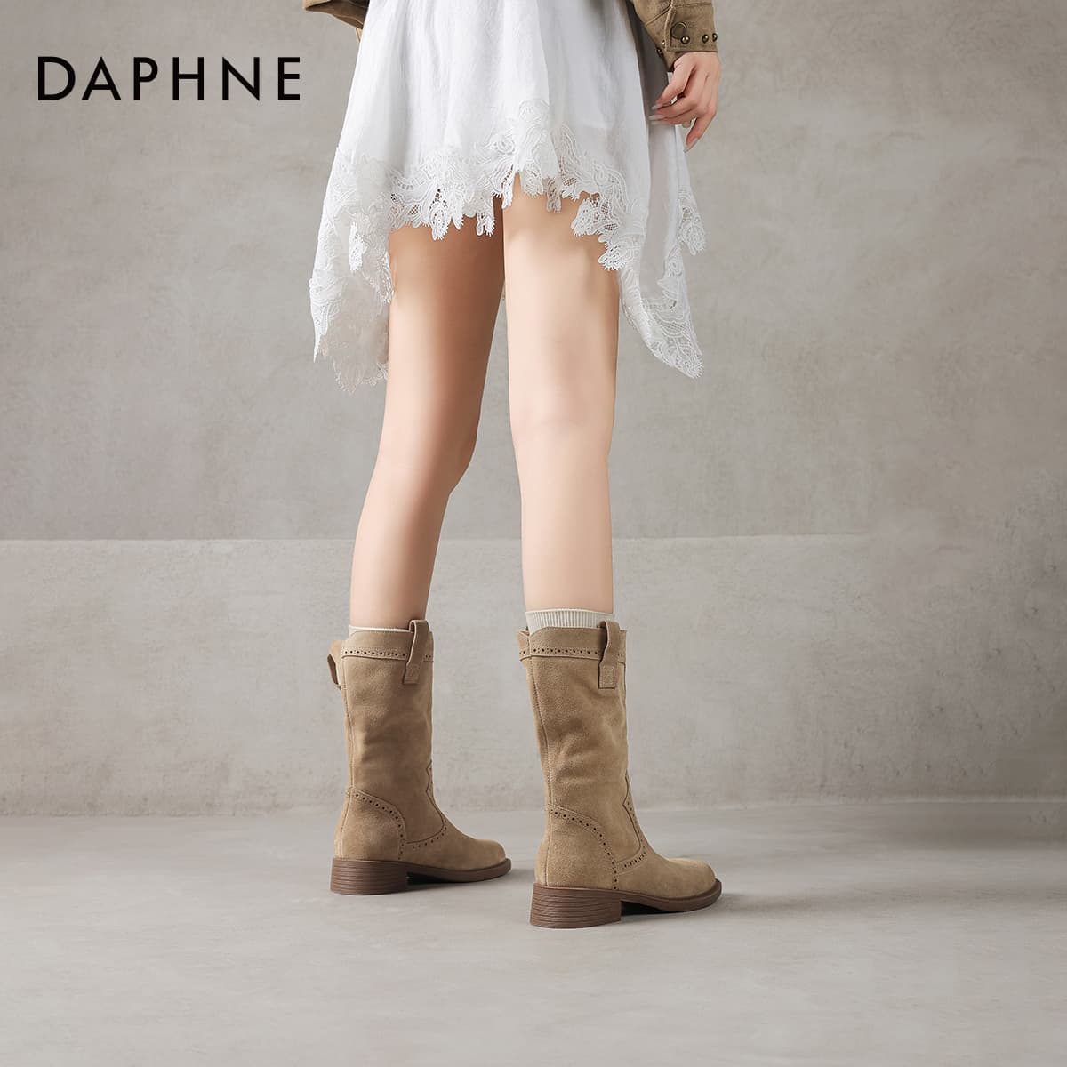 Сапоги DAPHNE Ботильоны Женские - изображение 5