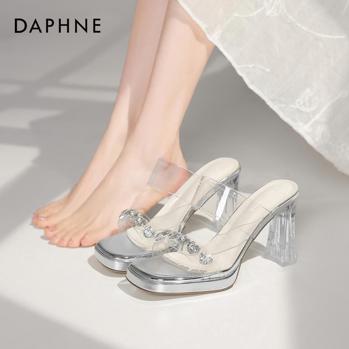 Сандалии Daphne Шлепанцы Женские - изображение 8