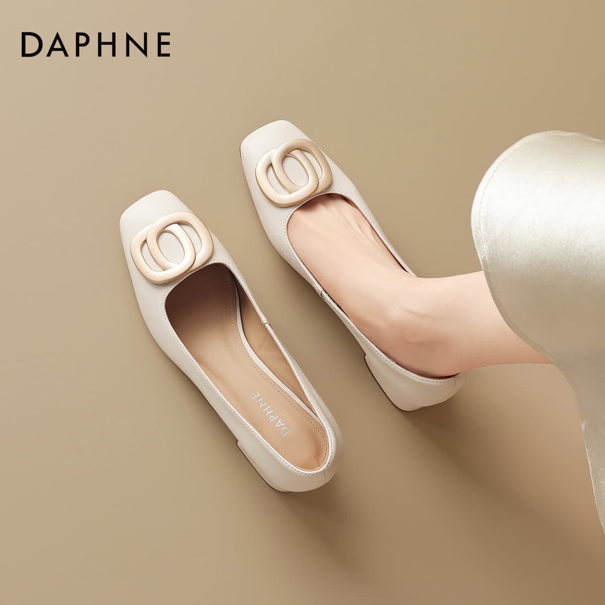 Туфли DAPHNE Высокие каблуки Бежевые Женские - изображение 3