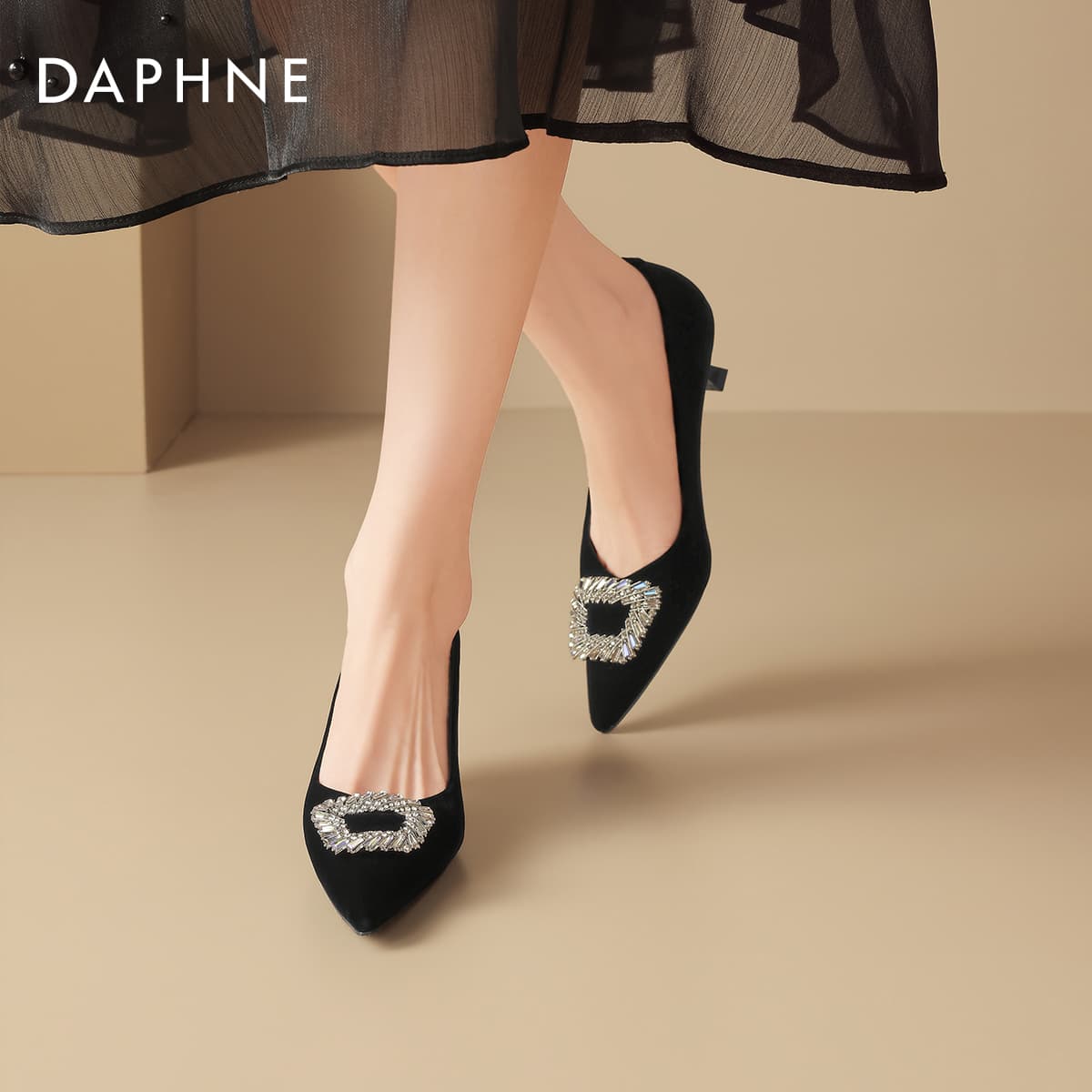 Туфли DAPHNE Высокие каблуки Low Топ Черный Женские - изображение 7