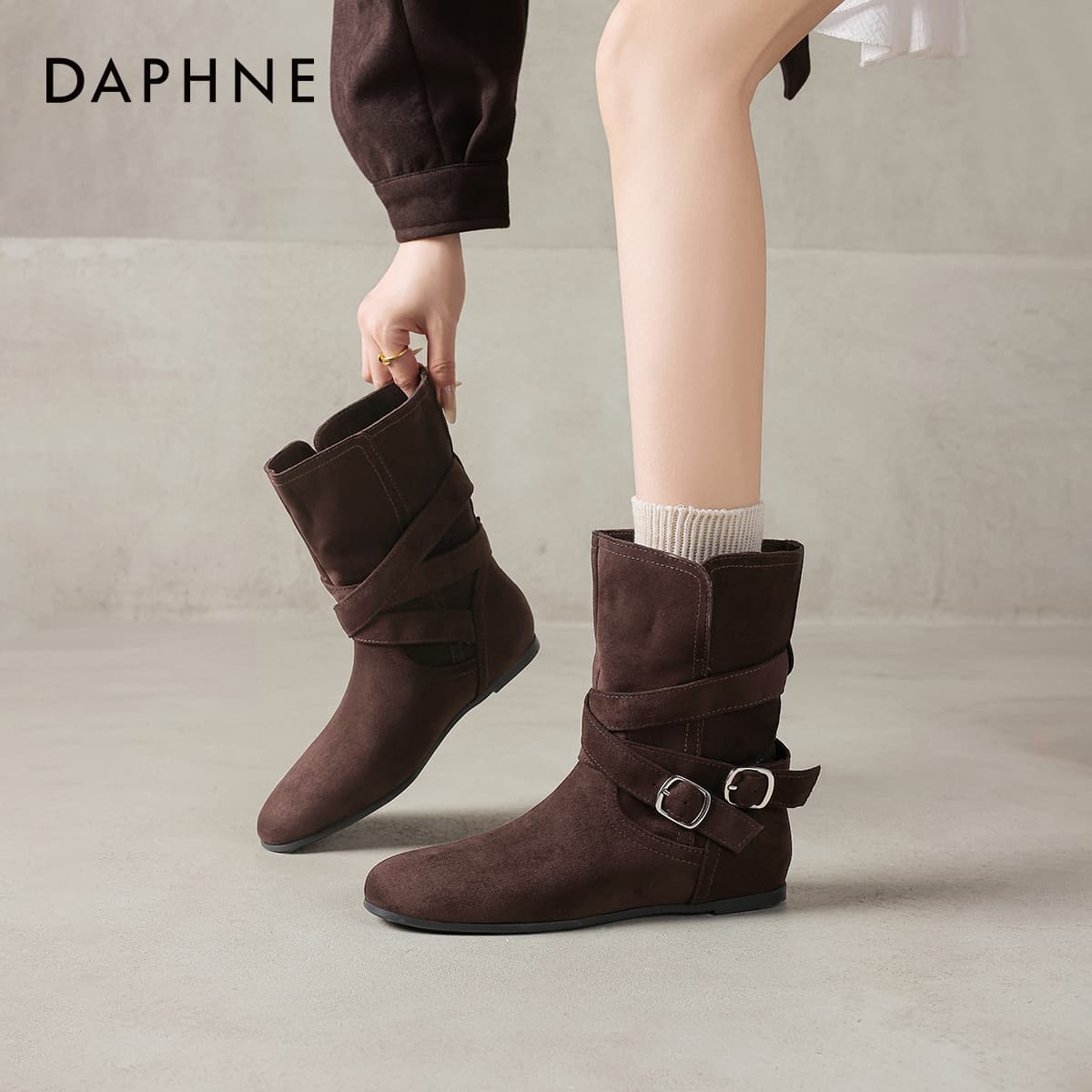 Сапоги DAPHNE Ботильоны Женские - изображение 4