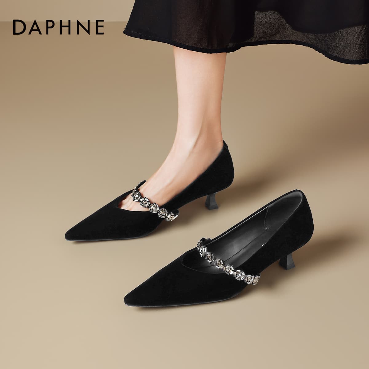 Туфли DAPHNE Высокие каблуки Low Топ Черный Женские - изображение 6