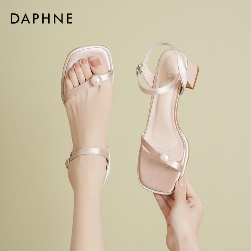 Шлёпанцы Daphne One Шнуровки Сандалии Женские - изображение 10
