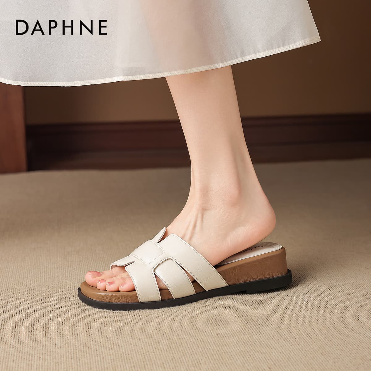 Сандалии Daphne Шлепанцы Женские - изображение 4