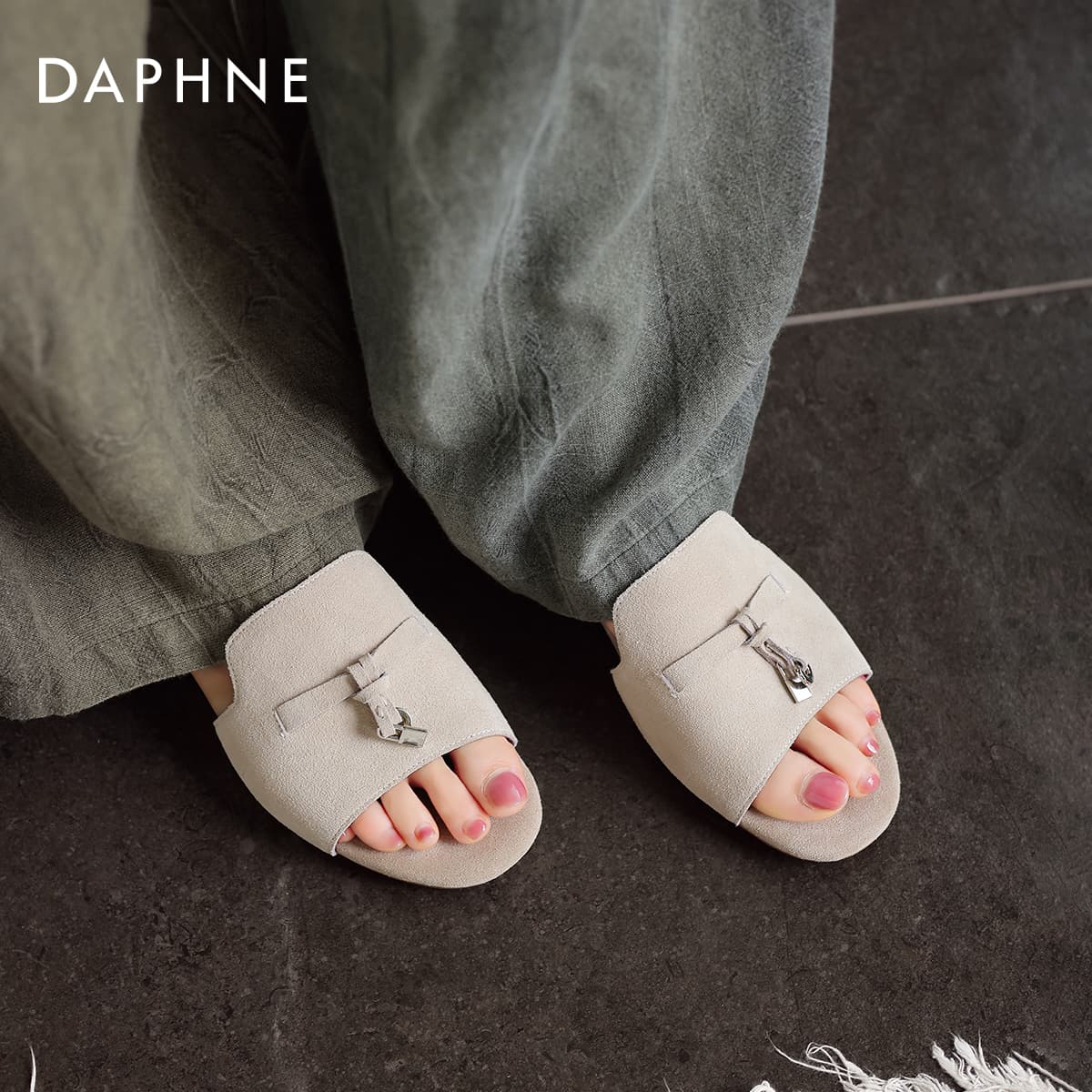 Сандалии DAPHNE Шлепанцы Песок Женские - изображение 6