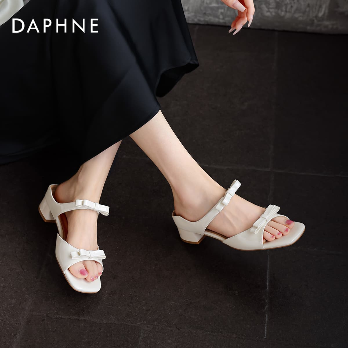 Сандалии Daphne Шлепанцы Женские - изображение 5