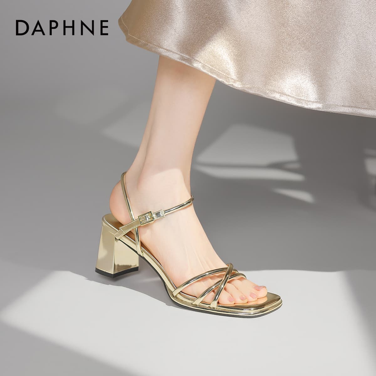Шлёпанцы Daphne PU (полиуретан) Синтетическая кожа Одиночные Шнуровые Сандалии Женские - изображение 10