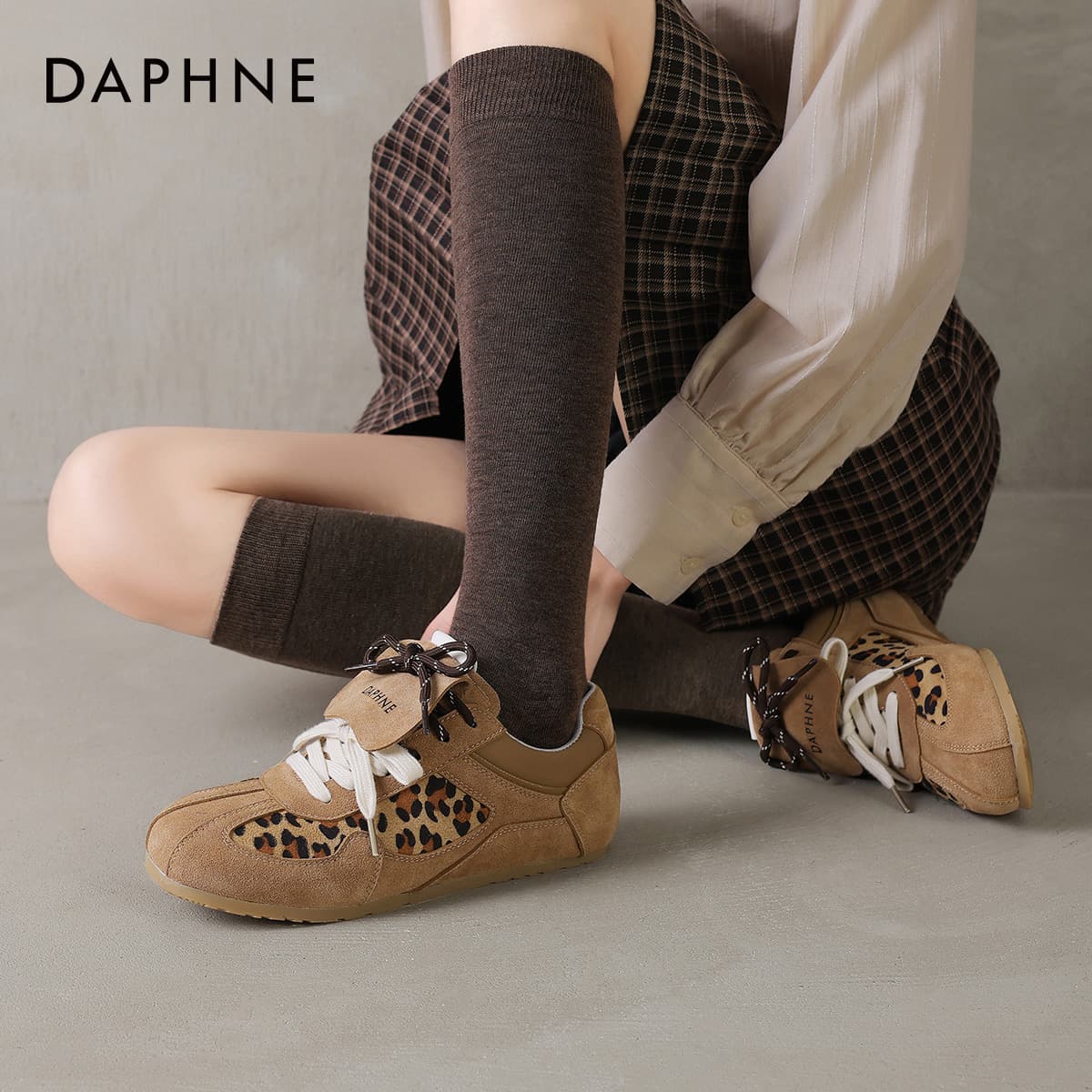 Тапочки DAPHNE Женские повседневные туфли Женские - изображение 4