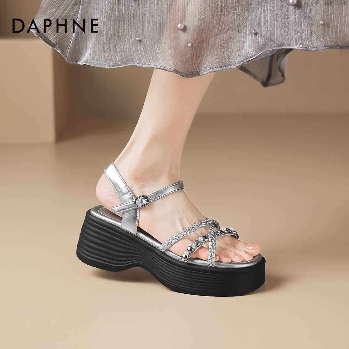 Шлёпанцы Daphne one Шнурованные Сандалии Женские - изображение 5