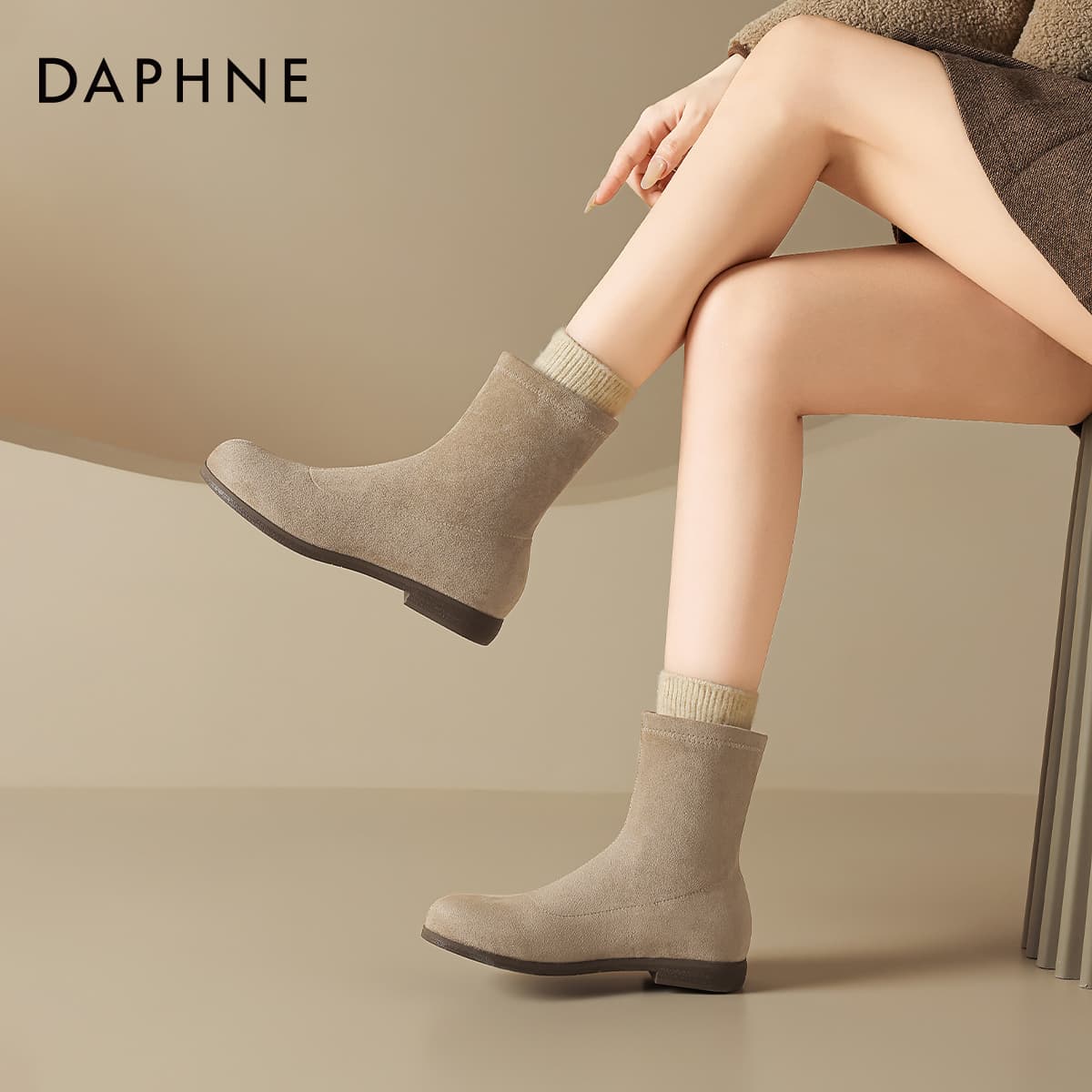 Сапоги DAPHNE Ботильоны Женские - изображение 6