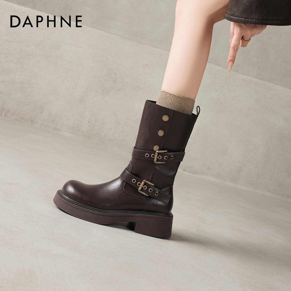 Сапоги DAPHNE Ботильоны Женские - изображение 6