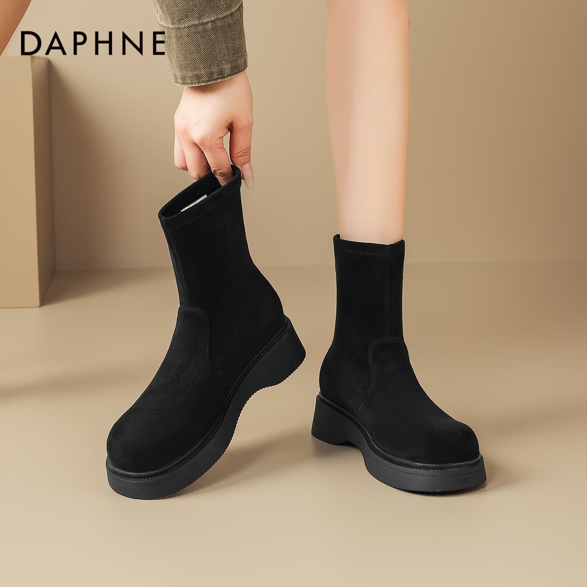 Сапоги DAPHNE Ботильоны Женские - изображение 6