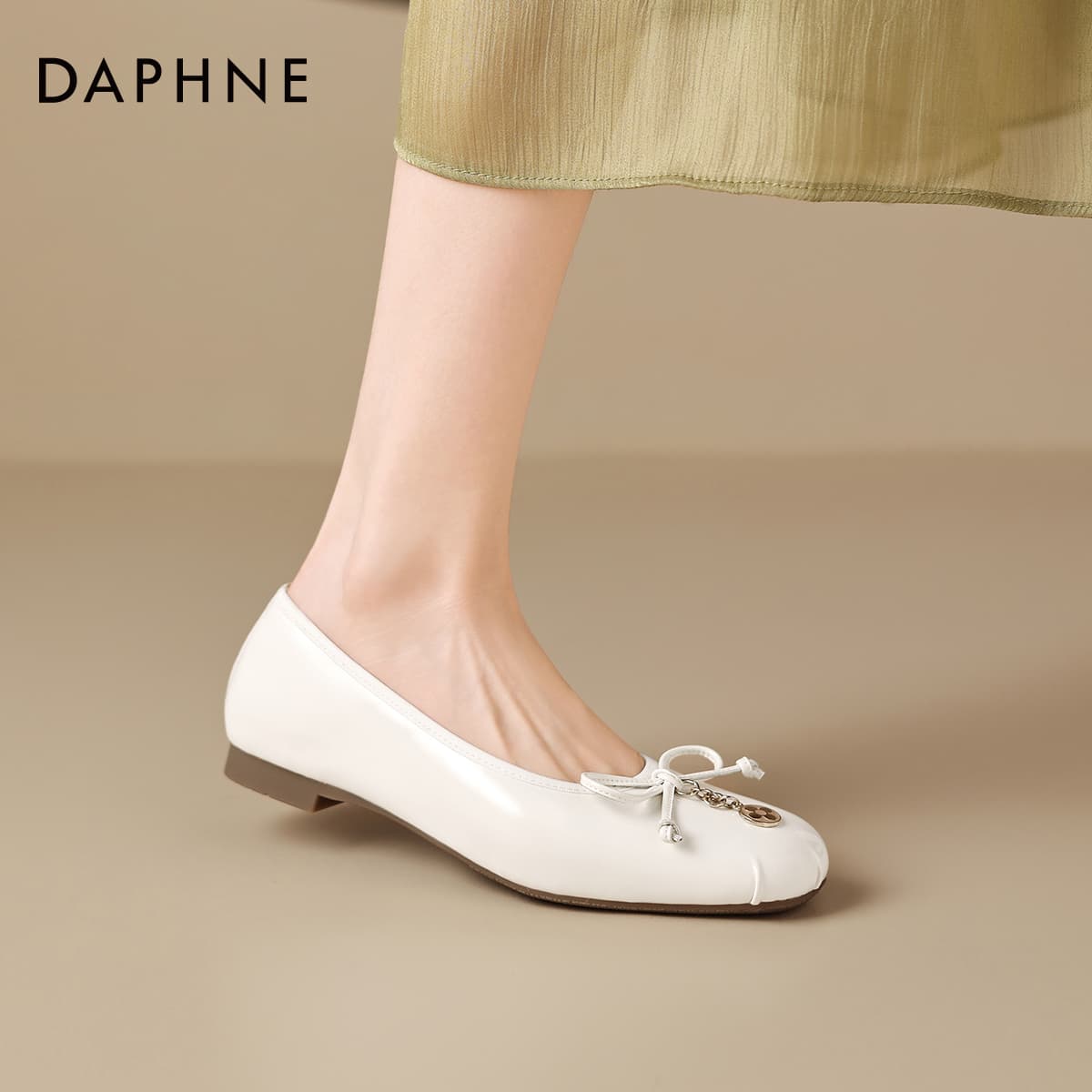 Тапочки DAPHNE Женские Повседневный Обувь без подкладки Бежевый Женские - изображение 4