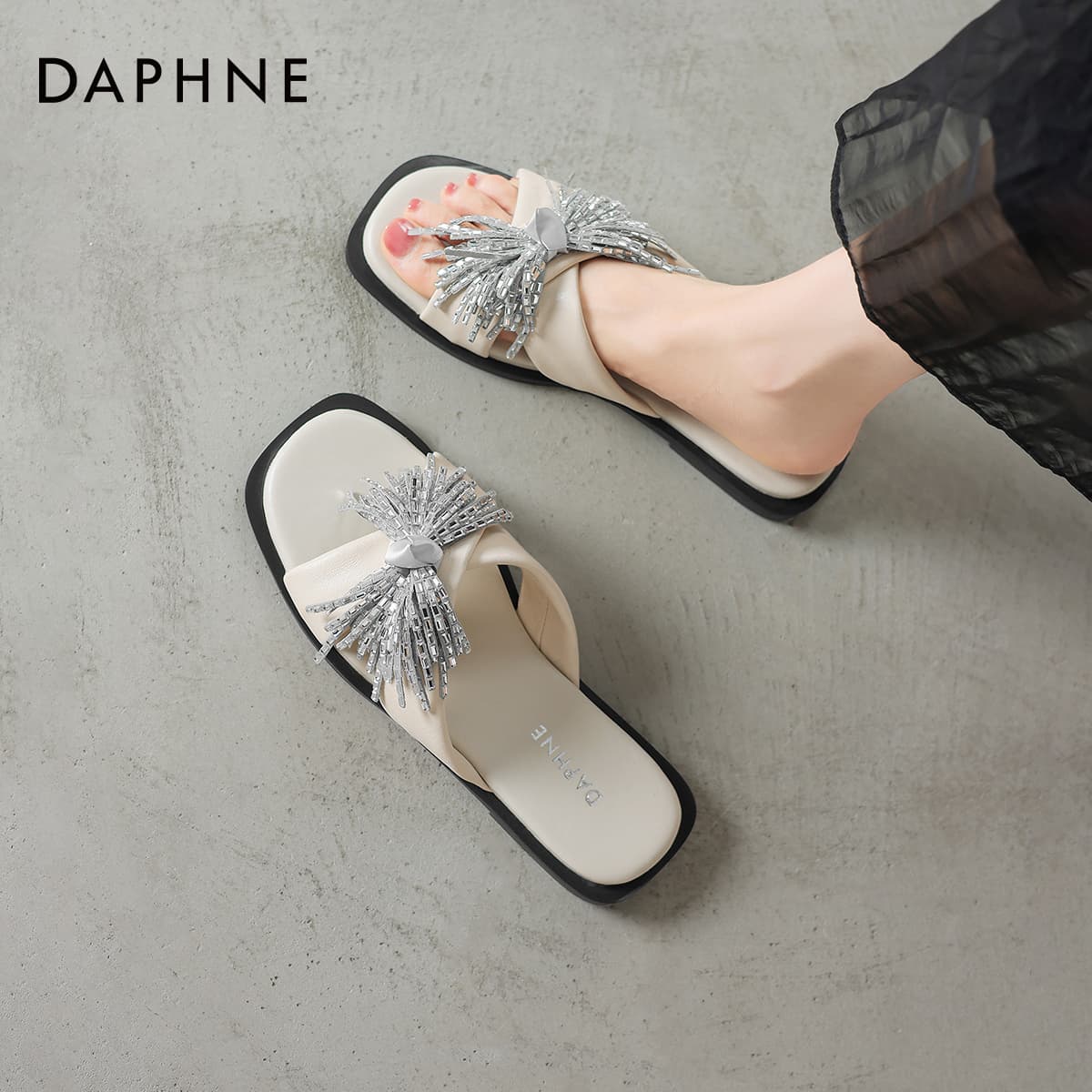 Сандалии Daphne Шлепанцы Женские - изображение 4
