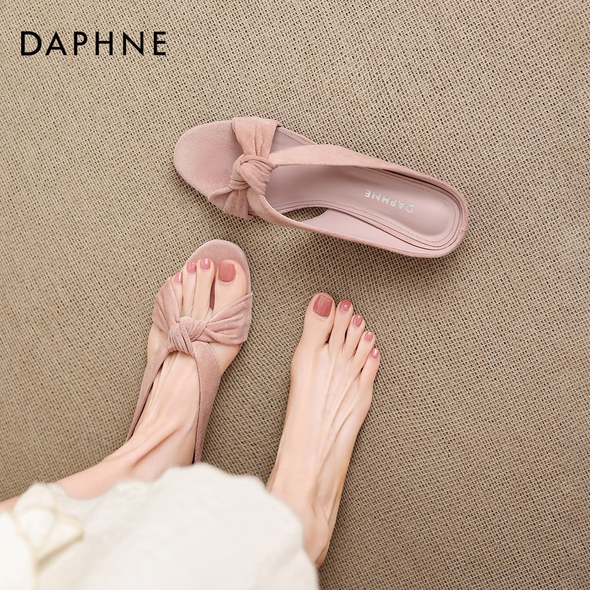 Сандалии Daphne Шлепанцы Женские - изображение 6