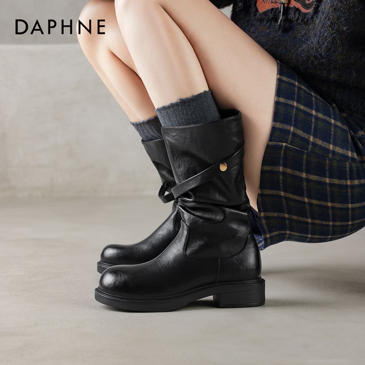 Сапоги DAPHNE Женские ботильоны из синтетической кожи - изображение 4
