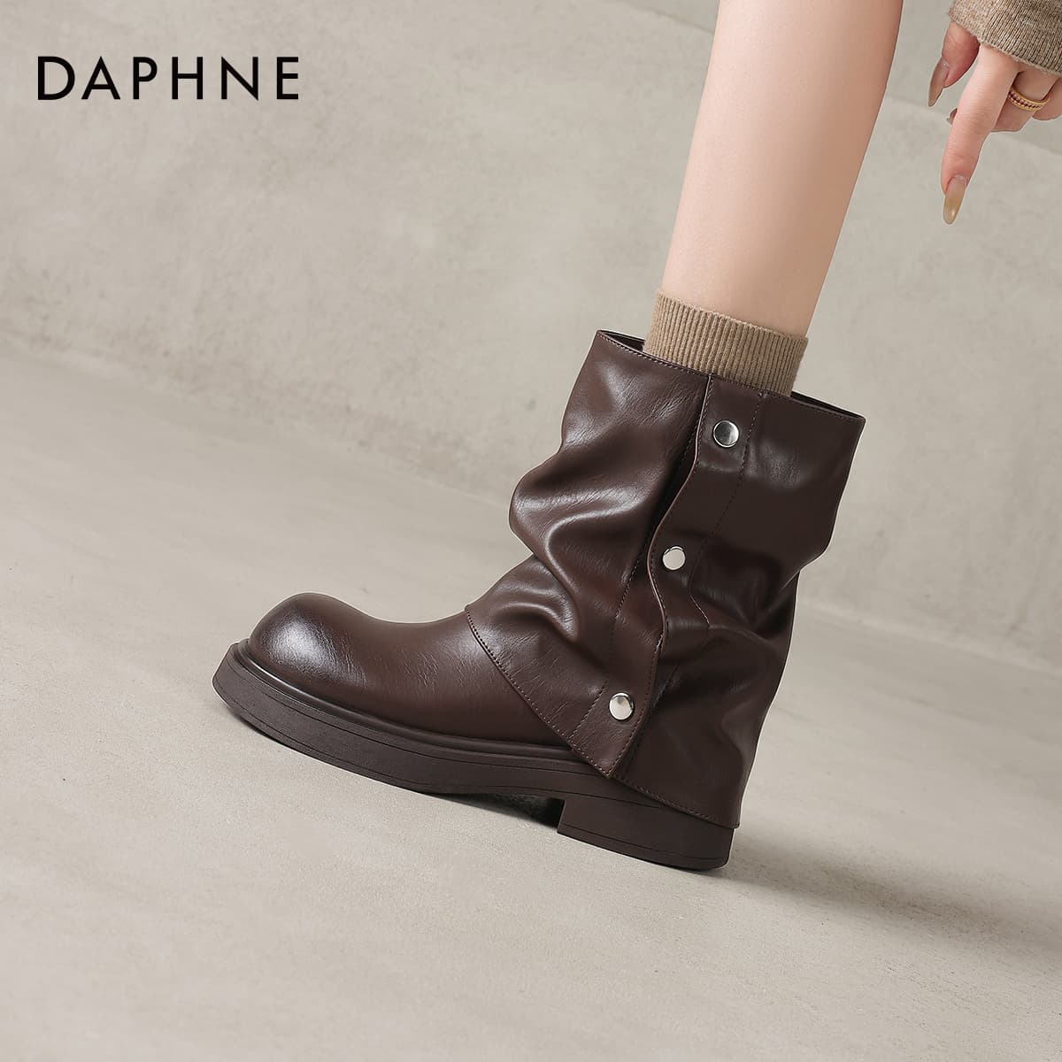 Сапоги DAPHNE Ботильоны Женские - изображение 4