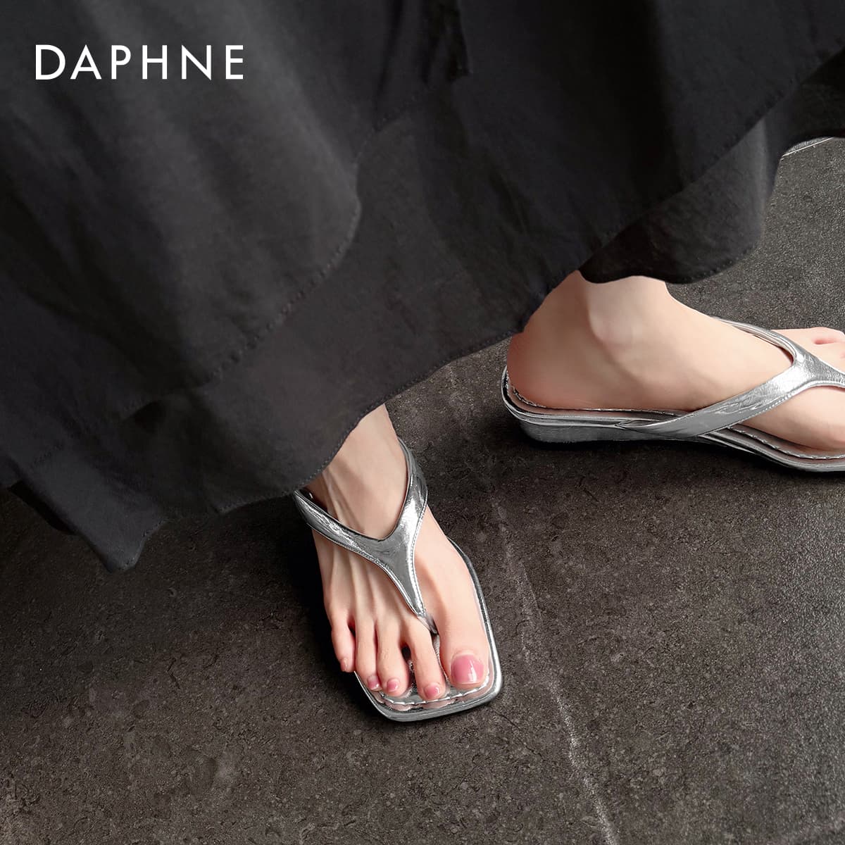 Шлёпанцы DAPHNE Шлепанцы Серебряные Женские - изображение 5
