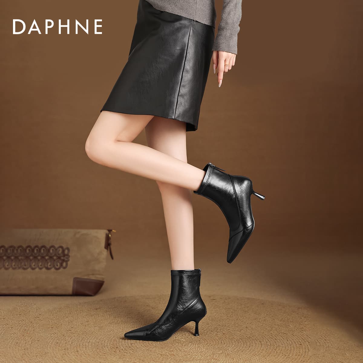 Сапоги DAPHNE Ботильоны Женские - изображение 6