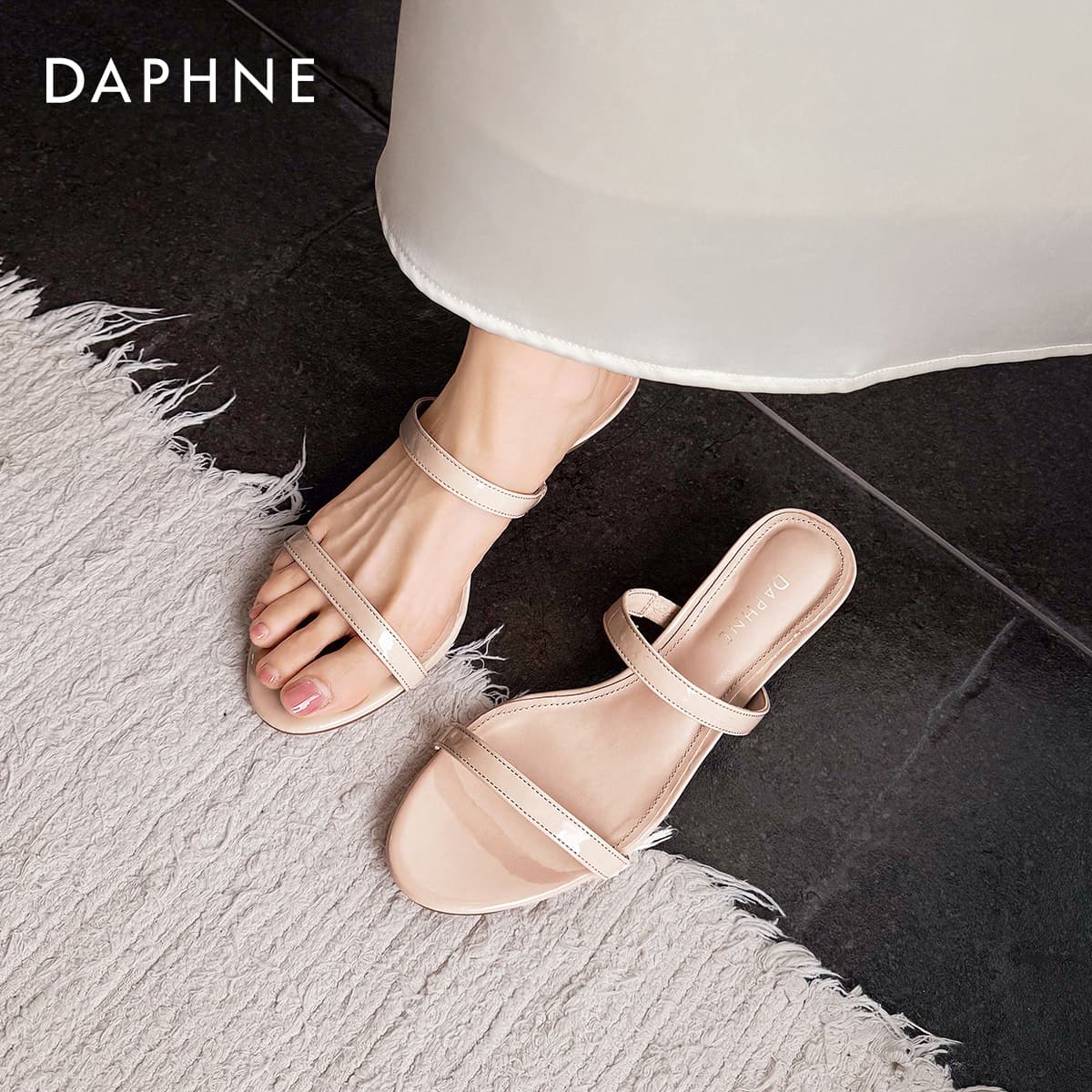 Сандалии Daphne Шлепанцы Женские - изображение 6