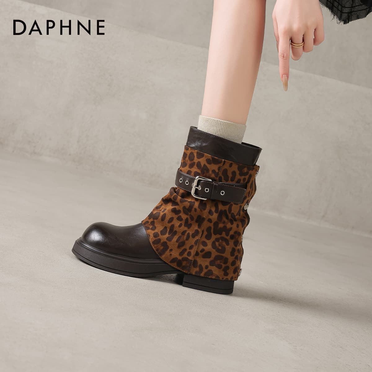 Сапоги DAPHNE Ботильоны Леопардовый принт Женские - изображение 6