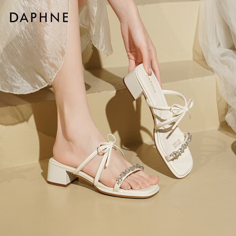 Сандалии Daphne Шлепанцы Женские - изображение 4