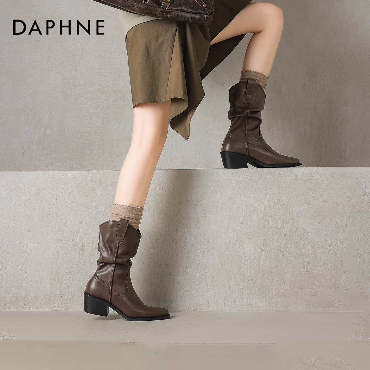 Сапоги Daphne Ботильоны Женские - изображение 5