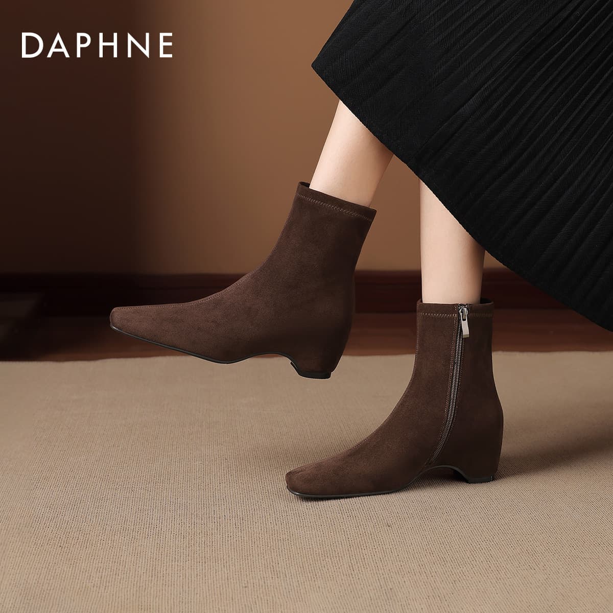 Сапоги DAPHNE Ботильоны Женские - изображение 6