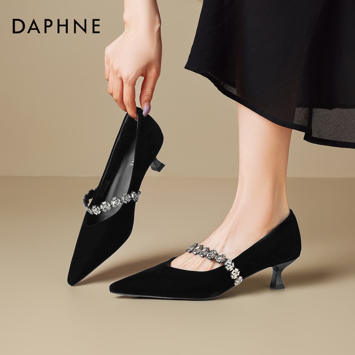 Туфли DAPHNE Высокие каблуки Low Топ Черный Женские - изображение 5