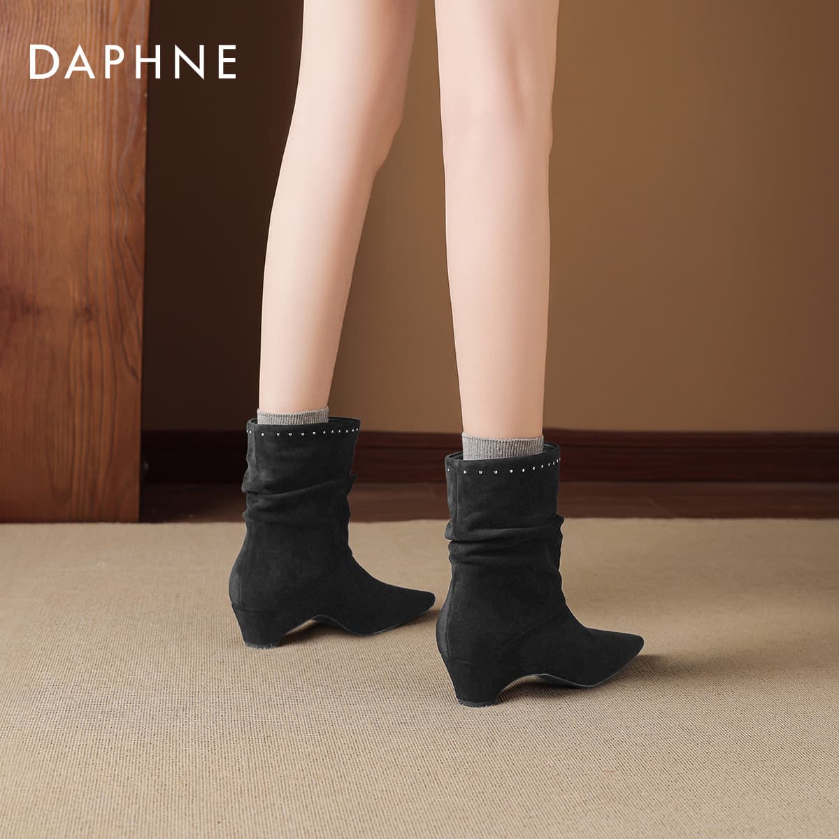 Сапоги DAPHNE Ботильоны Женские - изображение 7