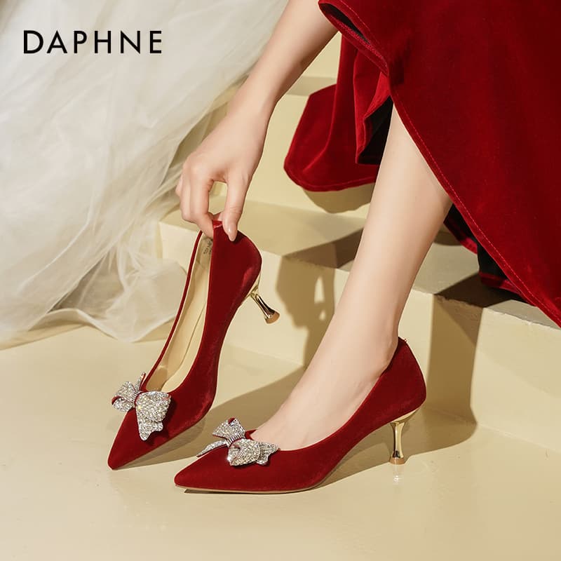 Туфли DAPHNE Высокие каблуки Low Топ Красный [Полностью стразами Бант] 6 см Женские - изображение 5