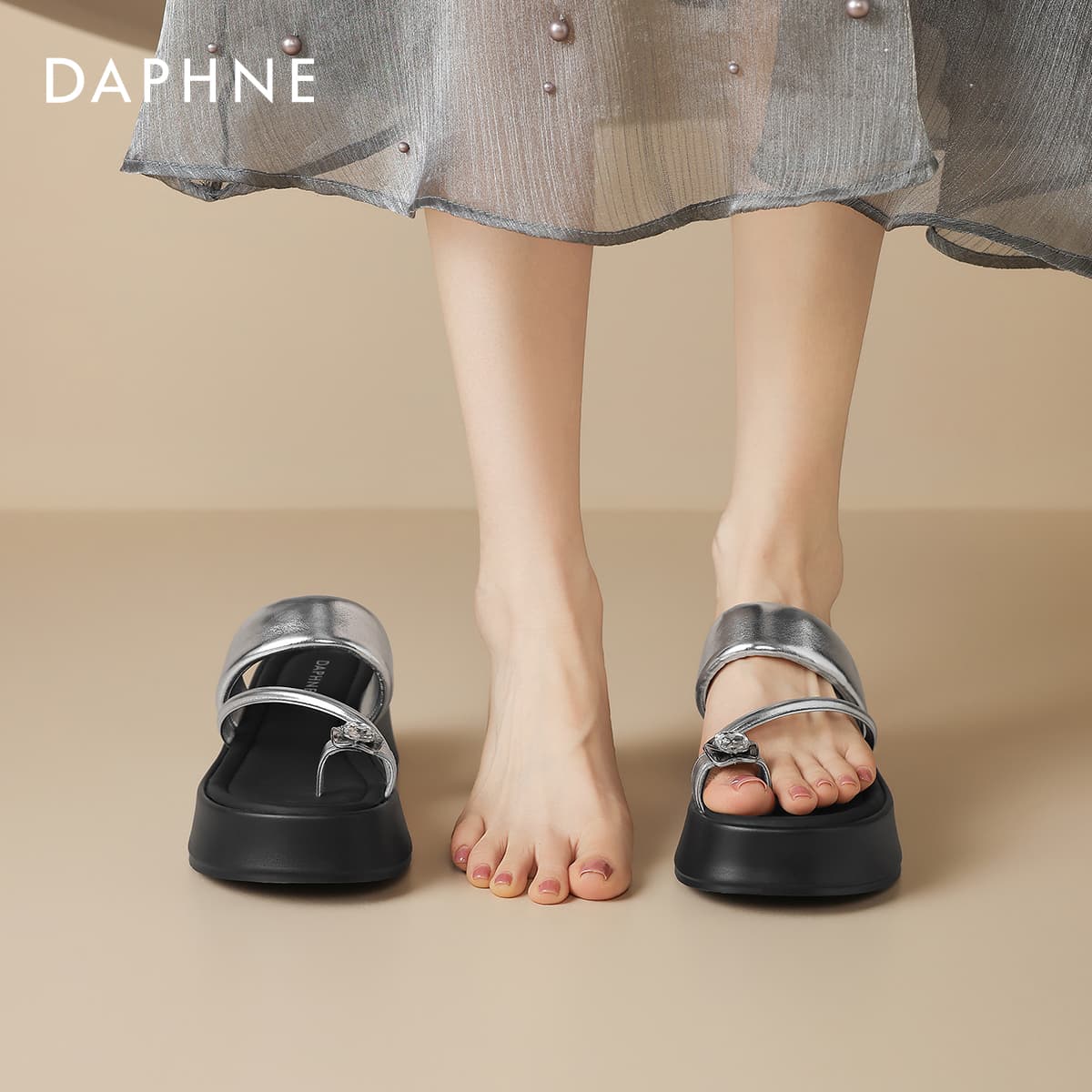 Сандалии Daphne Шлепанцы Женские - изображение 6