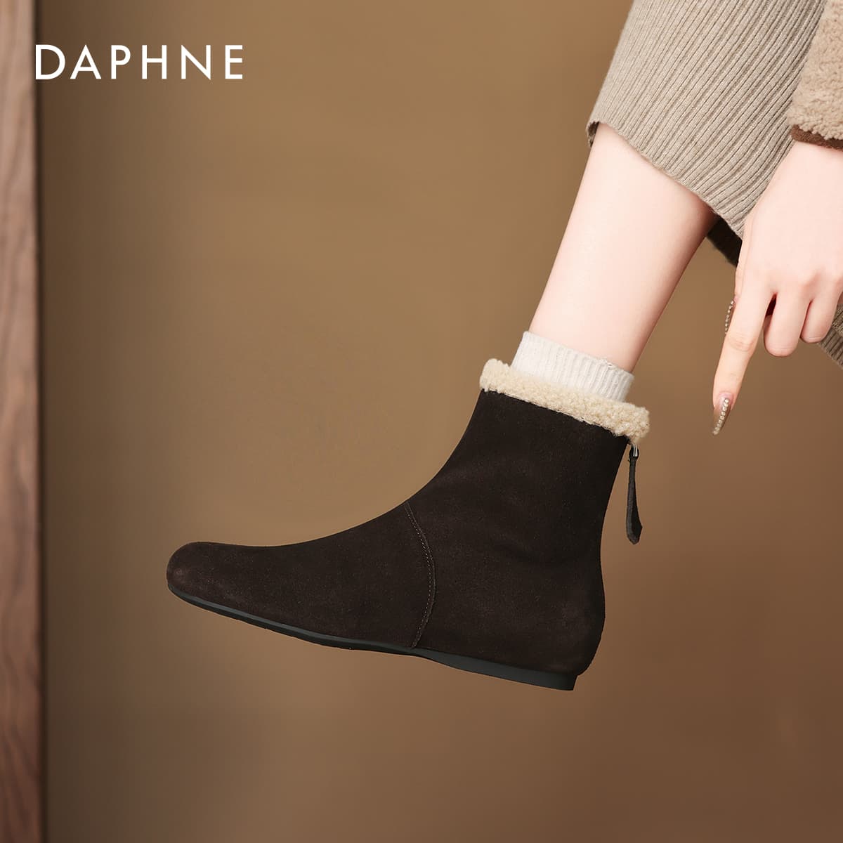 Сапоги Daphne Ботильоны Женские - изображение 6