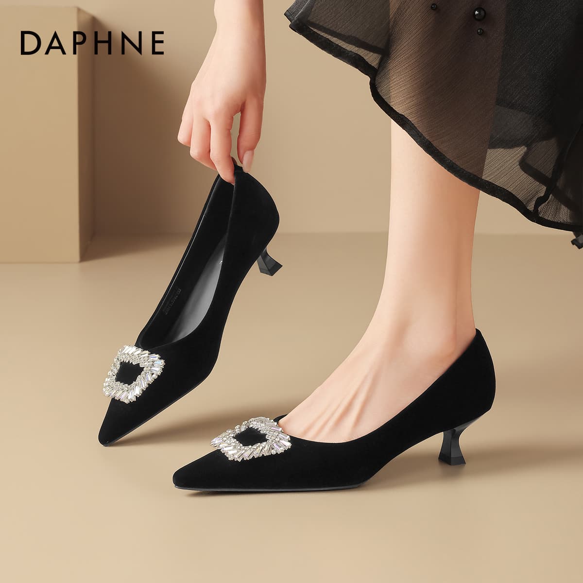 Туфли DAPHNE Высокие каблуки Low Топ Черный Женские - изображение 5